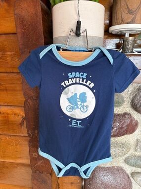 Baby Universal City Studios E.T. Space Traveller Navy Onesie 12-18 months